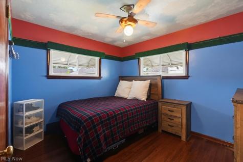 30426 Thomas Street Willowick OH 44095