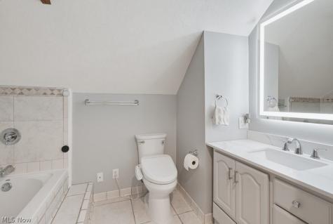30426 Thomas Street Willowick OH 44095
