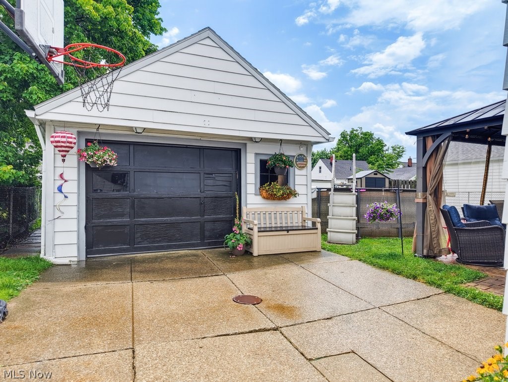 30426 Thomas Street Willowick OH 44095