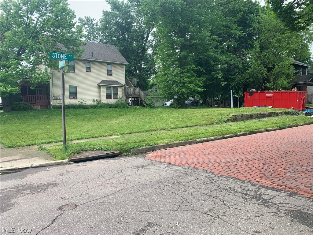 170 Stone Street Akron OH 44305