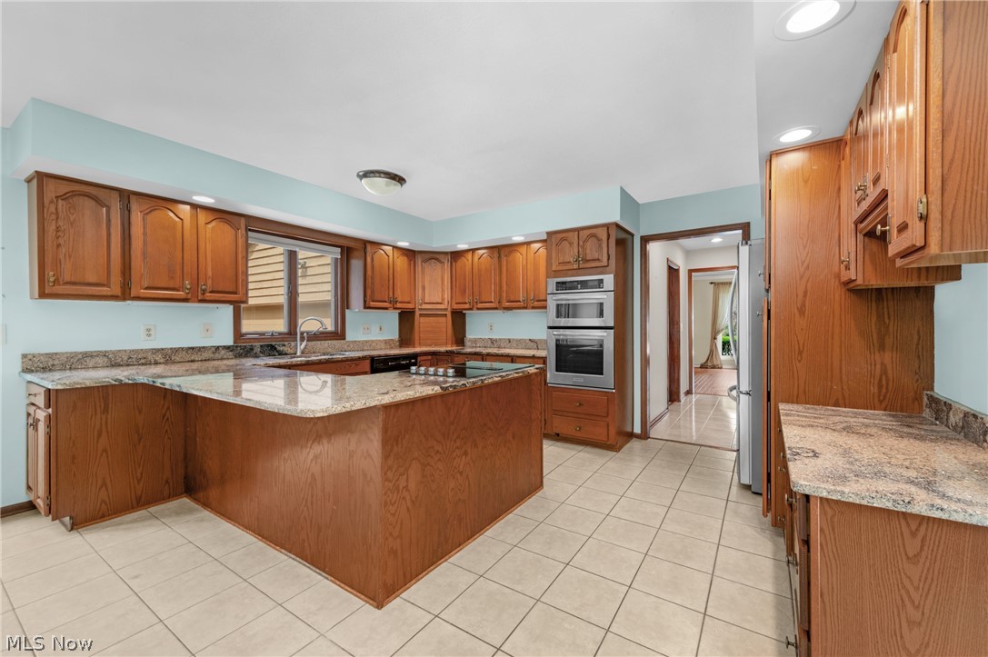 2374 Brigadoon Court Westlake OH 44145