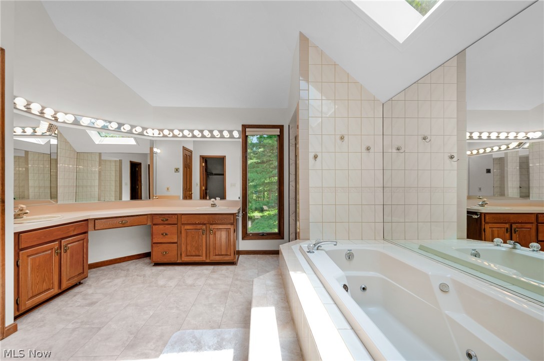 2374 Brigadoon Court Westlake OH 44145