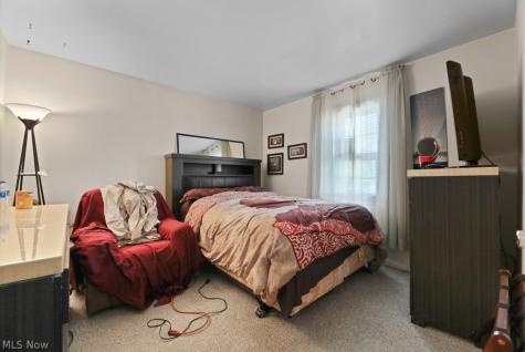 1887 W Beech Street Alliance OH 44601