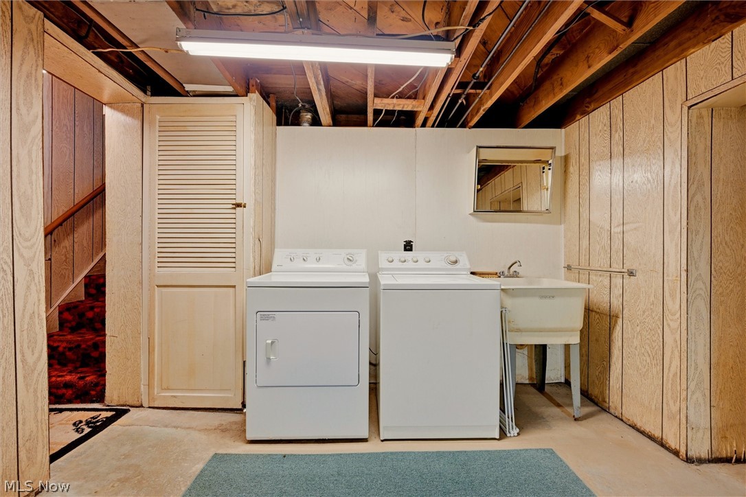 1426 Robbins Avenue Niles OH 44446