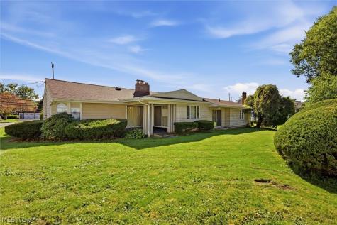 1426 Robbins Avenue Niles OH 44446
