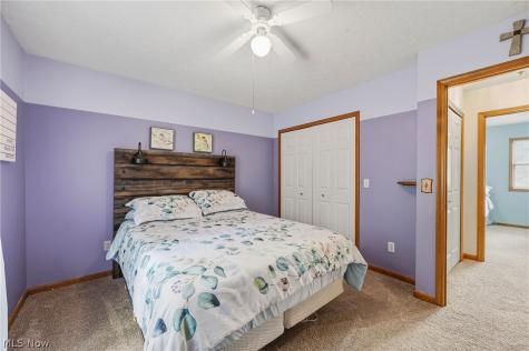 34452 Heatherwood Avenue Avon OH 44011