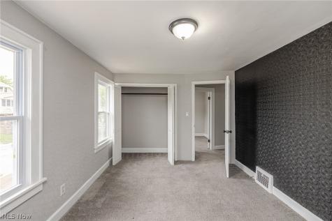 4903 E 93rd Street Garfield Heights OH 44125