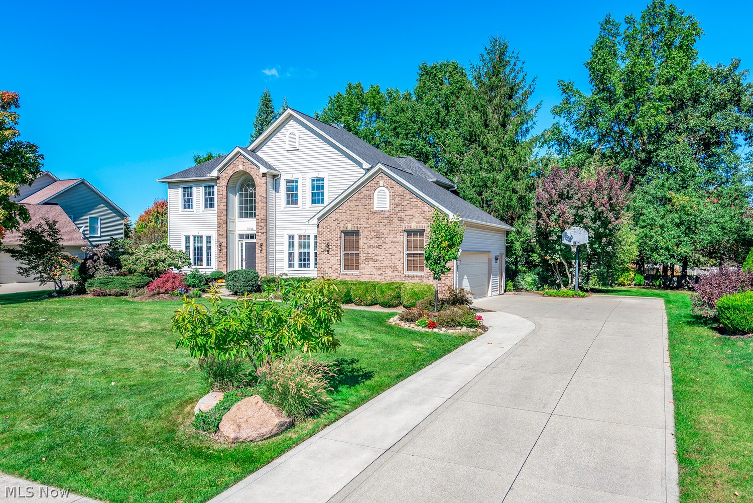 33706 N Fall Lake Drive Avon OH 44011