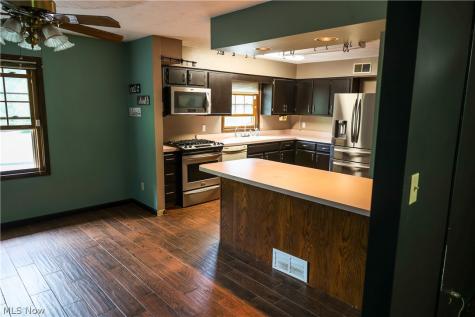 3210 Vanderhoof Road Clinton OH 44216