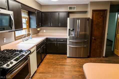 3210 Vanderhoof Road Clinton OH 44216