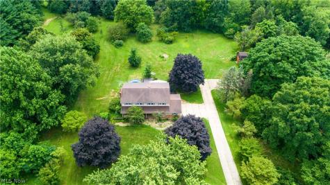 3210 Vanderhoof Road Clinton OH 44216