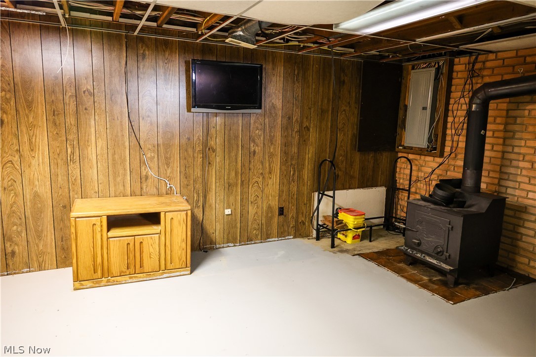 3210 Vanderhoof Road Clinton OH 44216
