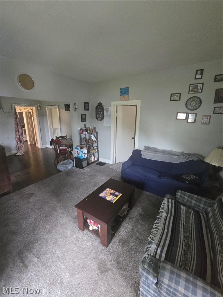 24 Maple Avenue SE Massillon OH 44646