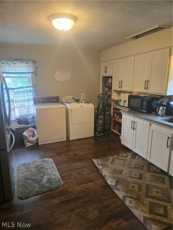 24 Maple Avenue SE Massillon OH 44646