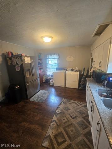24 Maple Avenue SE Massillon OH 44646