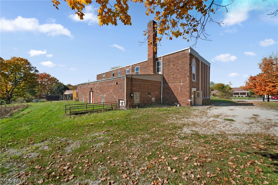 16310 Lisbon Street SE Minerva OH 44657