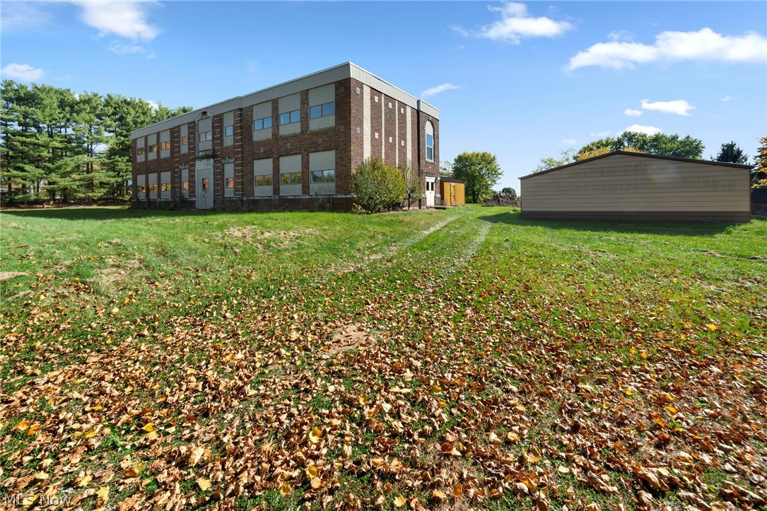 16310 Lisbon Street SE Minerva OH 44657