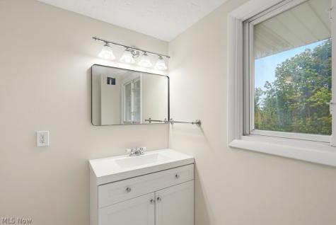 10121 N Delmonte Boulevard Streetsboro OH 44241