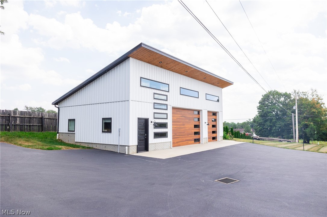 9554 Dover Road Apple Creek OH 44606