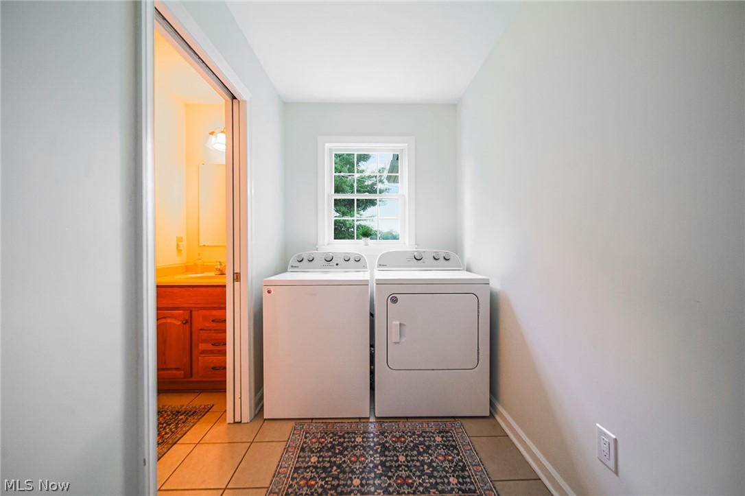 9554 Dover Road Apple Creek OH 44606