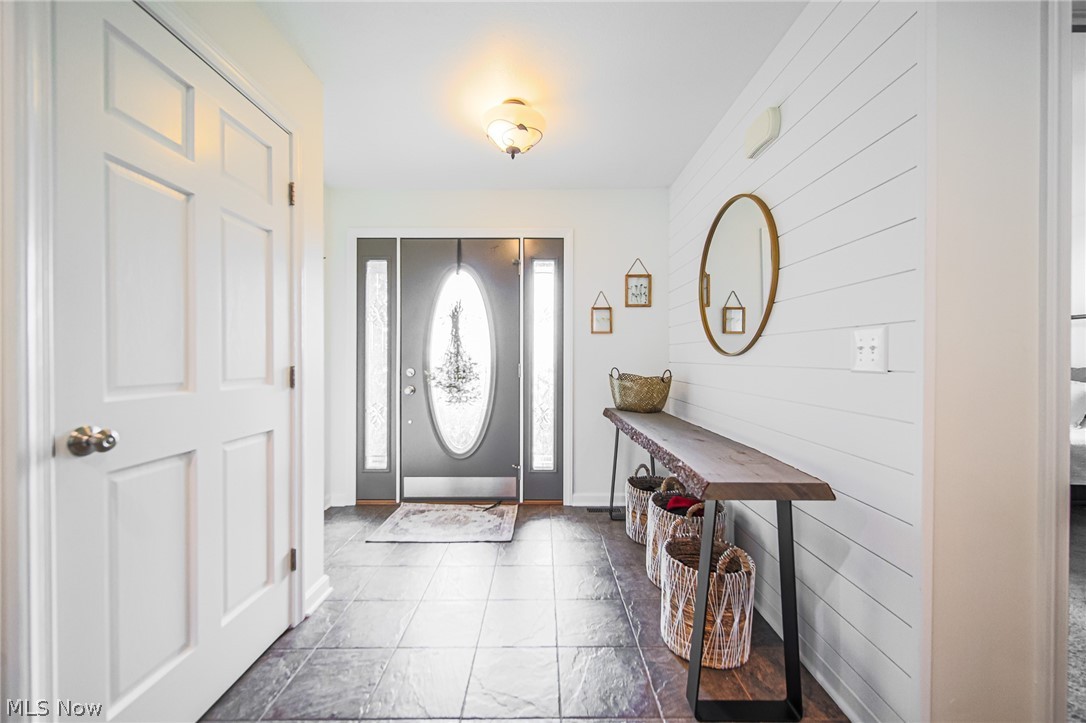 9554 Dover Road Apple Creek OH 44606