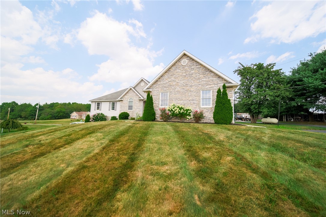 9554 Dover Road Apple Creek OH 44606