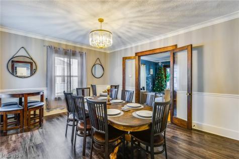 719 Robbins Avenue Niles OH 44446