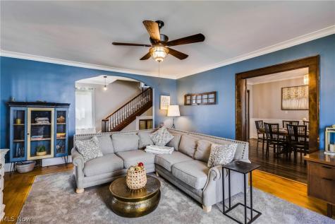 719 Robbins Avenue Niles OH 44446