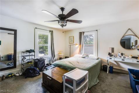 719 Robbins Avenue Niles OH 44446