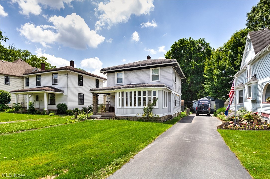 719 Robbins Avenue Niles OH 44446