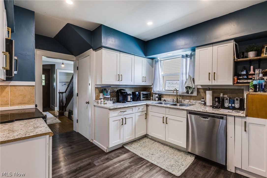 719 Robbins Avenue Niles OH 44446