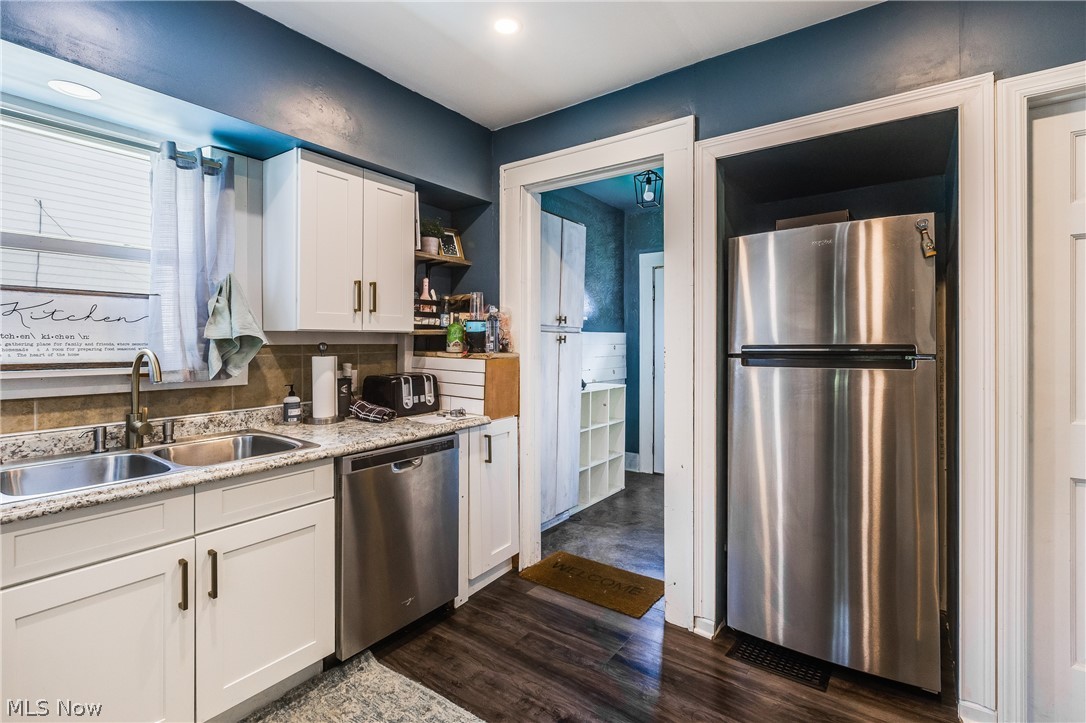 719 Robbins Avenue Niles OH 44446