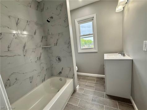 418 W Glenaven Avenue Youngstown OH 44511