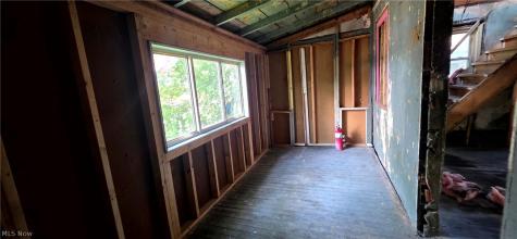 2554 Mountain View Avenue Lakemore OH 44250