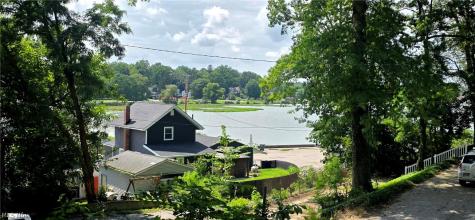 2554 Mountain View Avenue Lakemore OH 44250