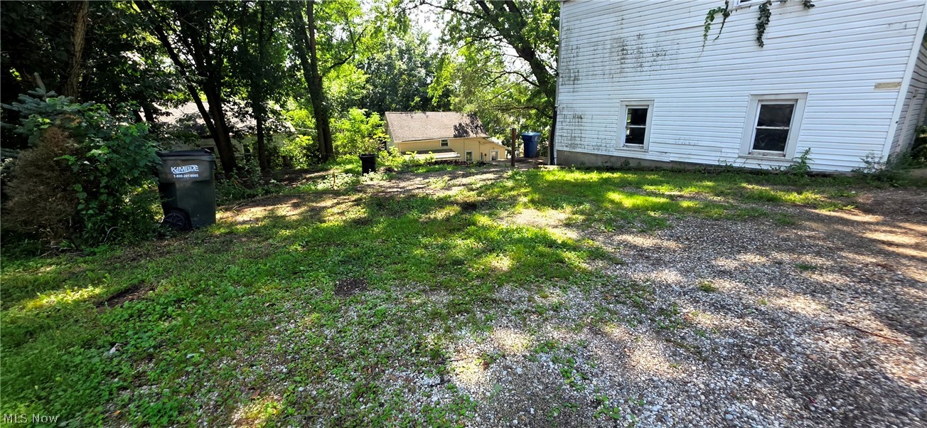 2554 Mountain View Avenue Lakemore OH 44250