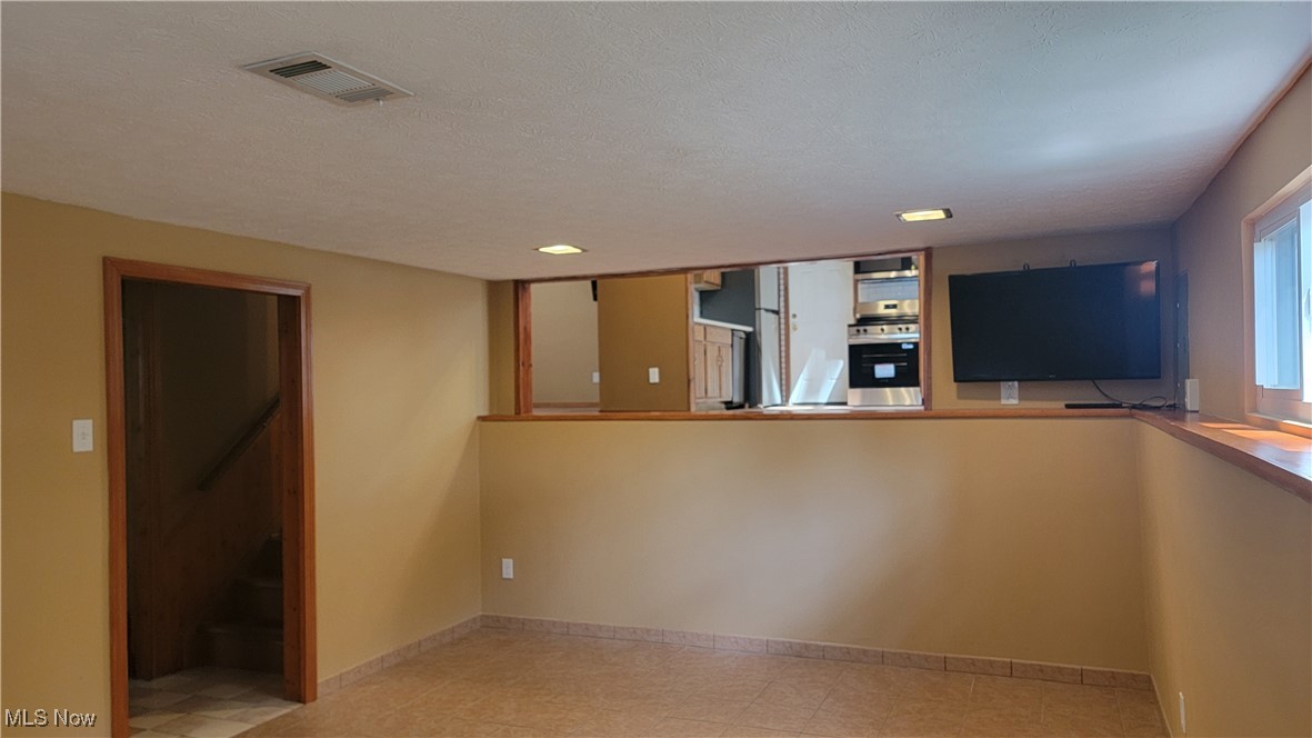 23993 Fairlawn Drive North Olmsted OH 44070