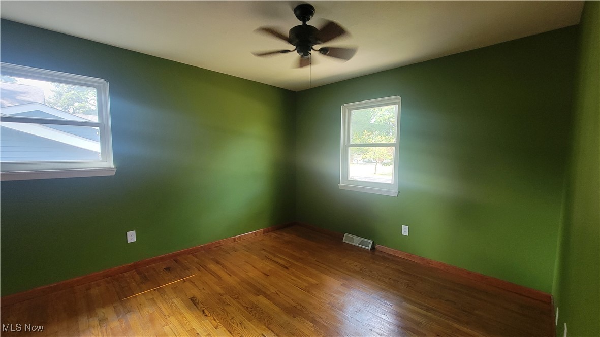 23993 Fairlawn Drive North Olmsted OH 44070