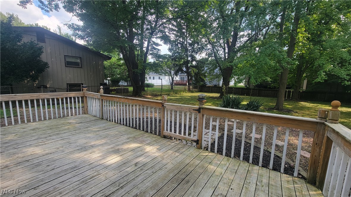 23993 Fairlawn Drive North Olmsted OH 44070