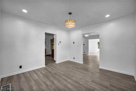 6758 Orchard Boulevard Parma Heights OH 44130