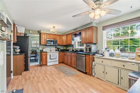 4501 Chatwood Drive Stow OH 44224