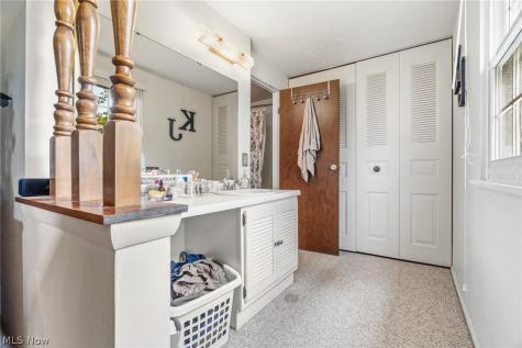 4501 Chatwood Drive Stow OH 44224