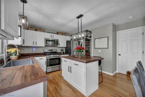 5265 Bringham Drive Brunswick Hills OH 44212