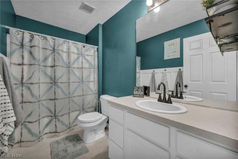 5265 Bringham Drive Brunswick Hills OH 44212