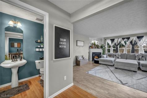 5265 Bringham Drive Brunswick Hills OH 44212