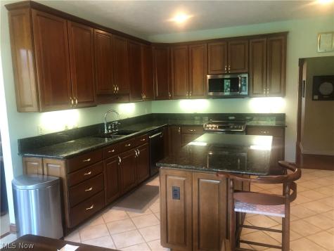 8135 Thackeray Court Broadview Heights OH 44147
