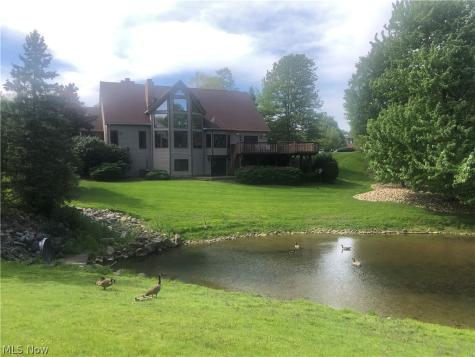 8135 Thackeray Court Broadview Heights OH 44147