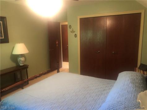 8135 Thackeray Court Broadview Heights OH 44147