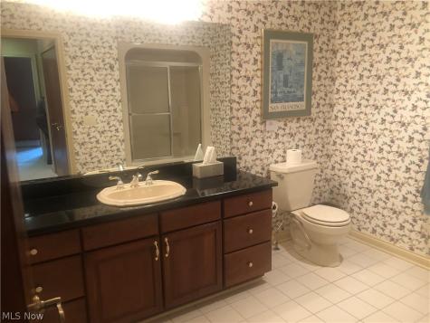 8135 Thackeray Court Broadview Heights OH 44147