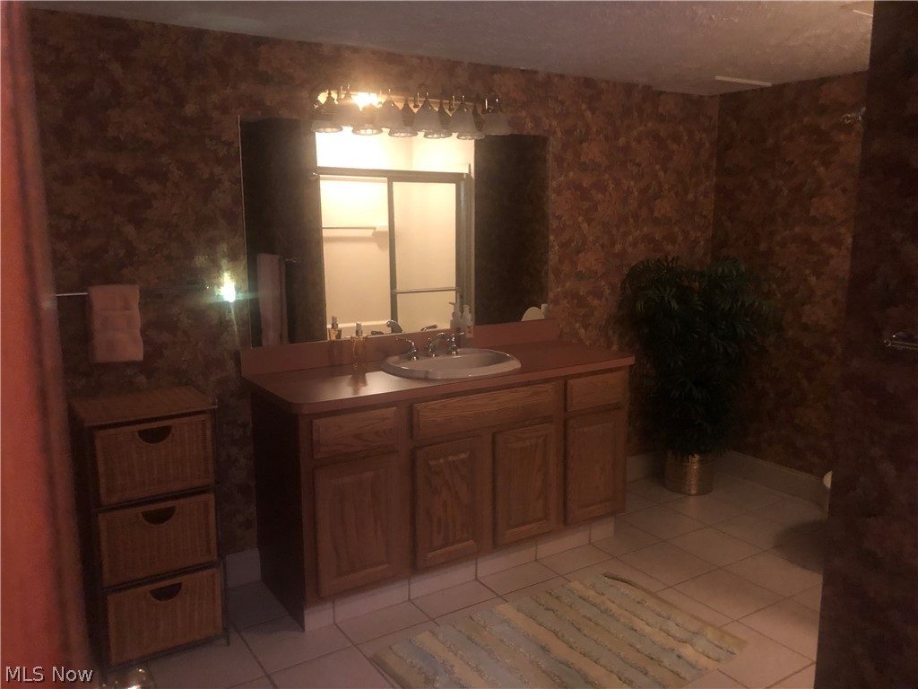 8135 Thackeray Court Broadview Heights OH 44147